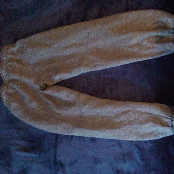 Used Boys sweatpants, Urban Heritage Youth, LG (14), - Picture 2 of 4